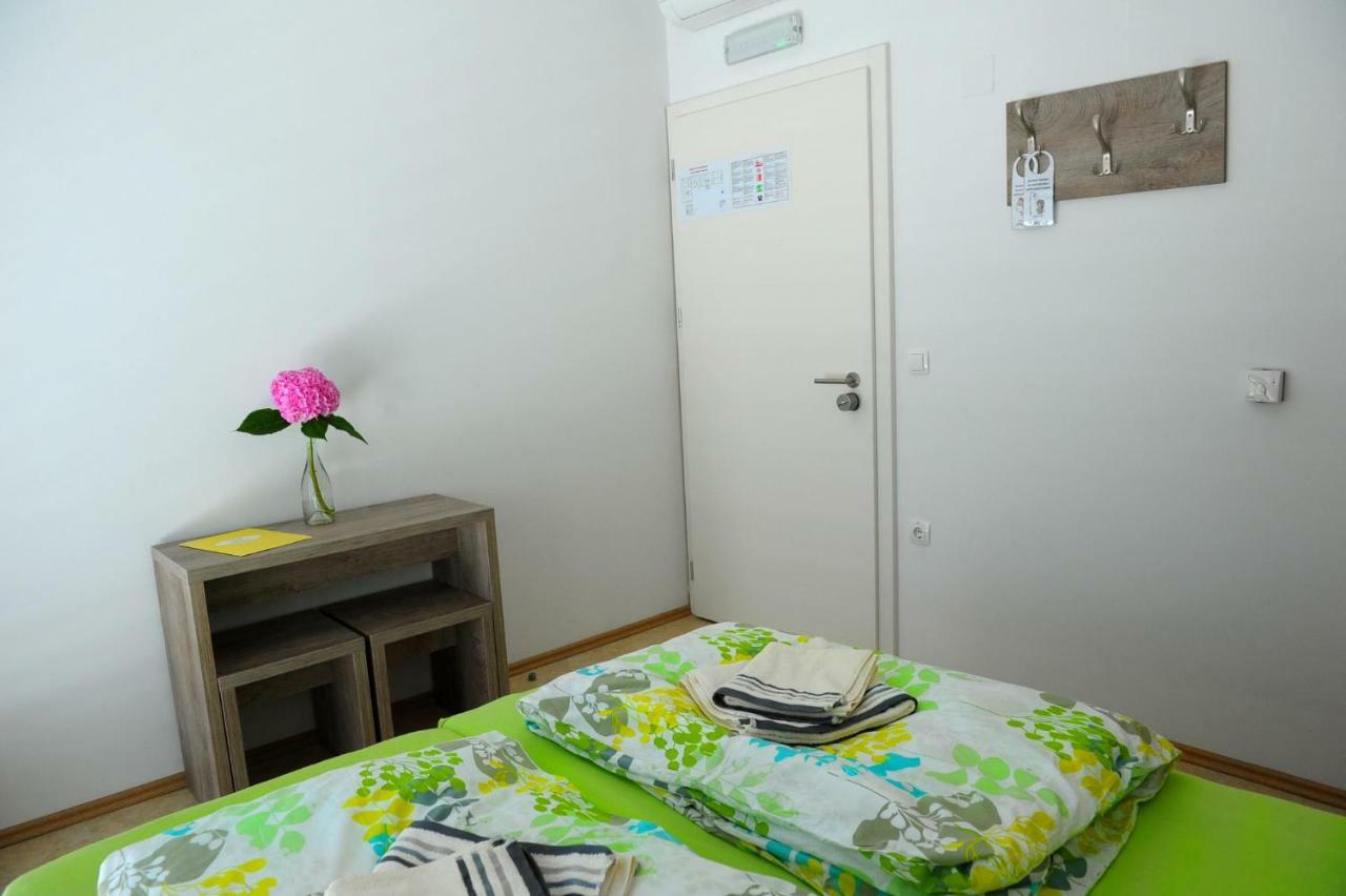 Hostel Ormoz Exterior photo