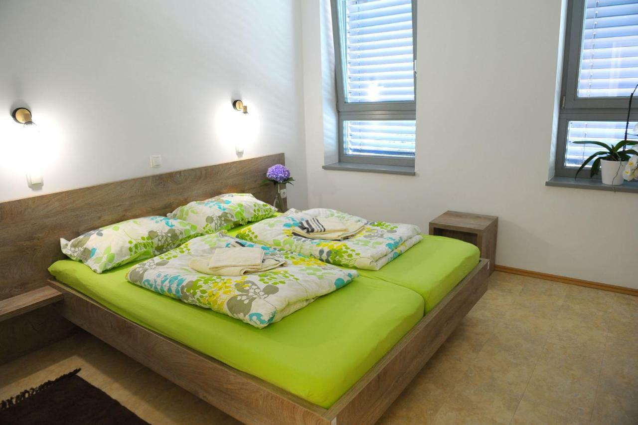 Hostel Ormoz Exterior photo